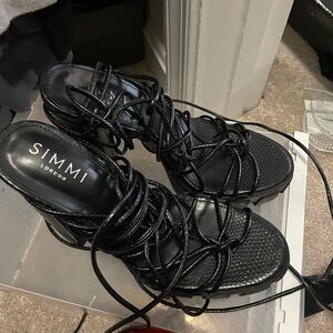 Black Strappy Women's Shoes